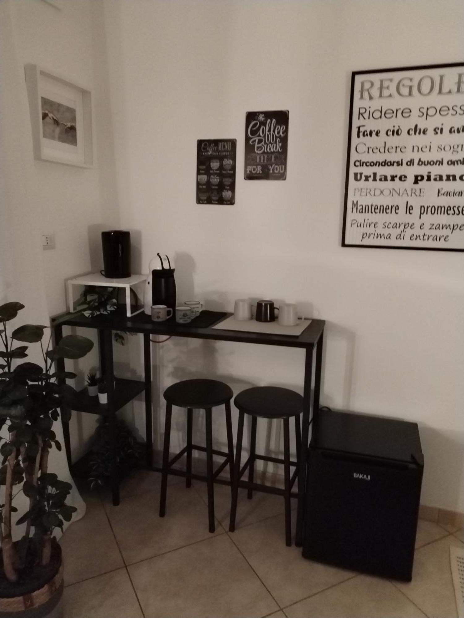 Al Mare 22 Hotel Bari Kültér fotó