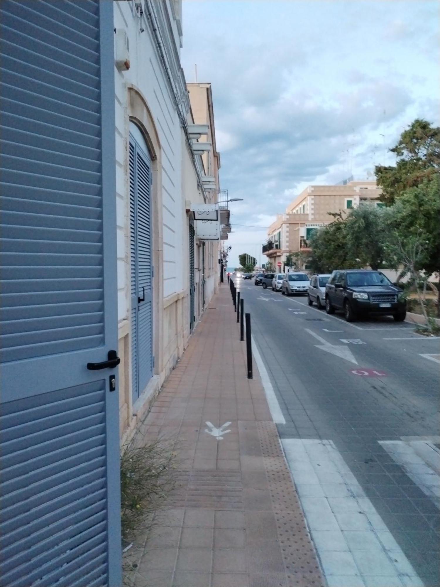 Al Mare 22 Hotel Bari Kültér fotó