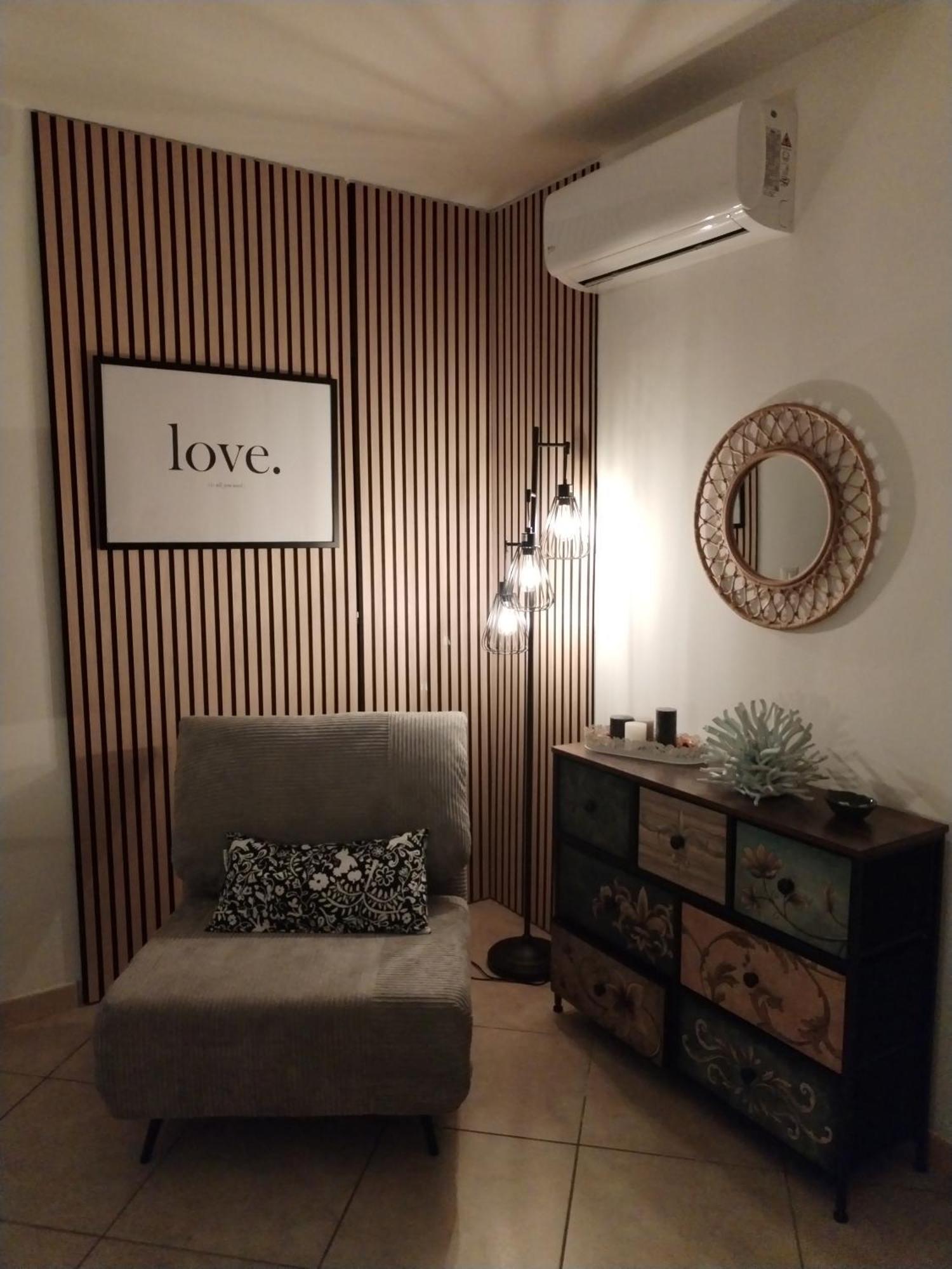 Al Mare 22 Hotel Bari Kültér fotó